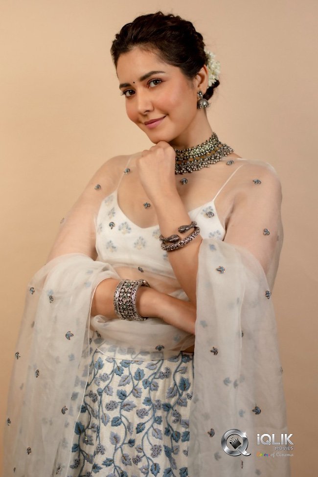 Raashi-Khanna